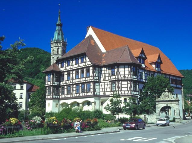 Naumann Irmgard - historischesGebäude